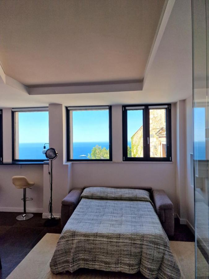 The White Domus Apartment Taormina Luaran gambar
