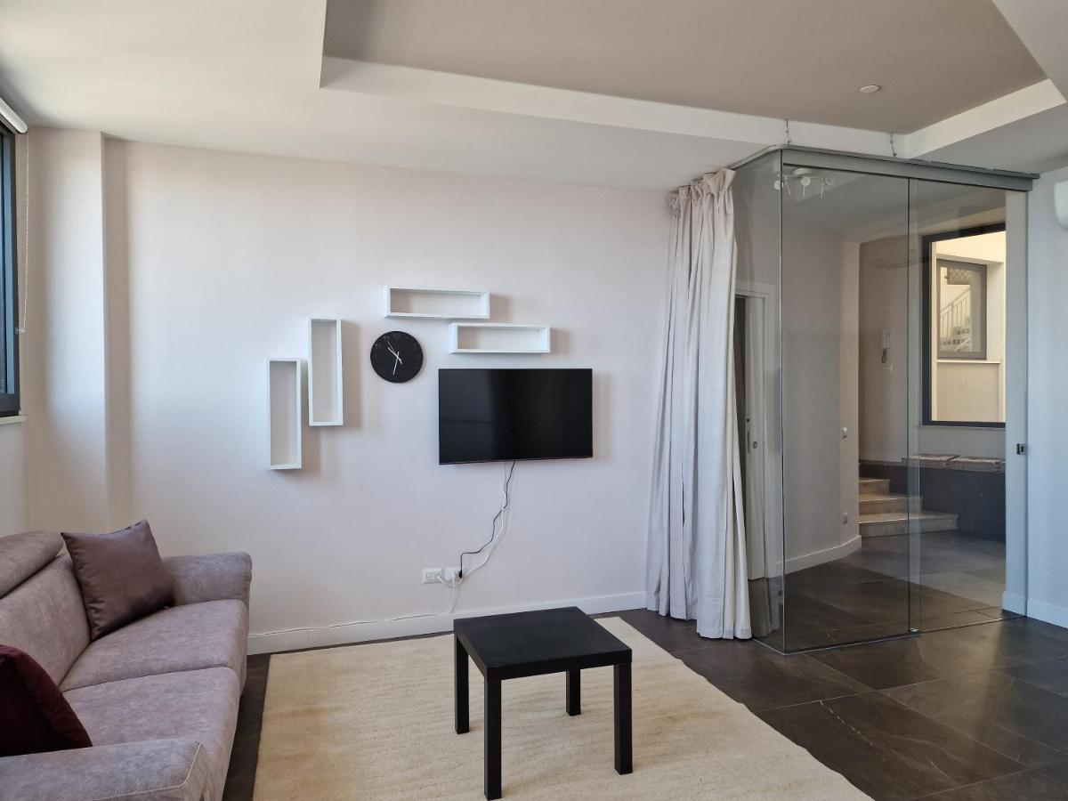 The White Domus Apartment Taormina Luaran gambar